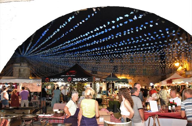 marché nocturne eymet