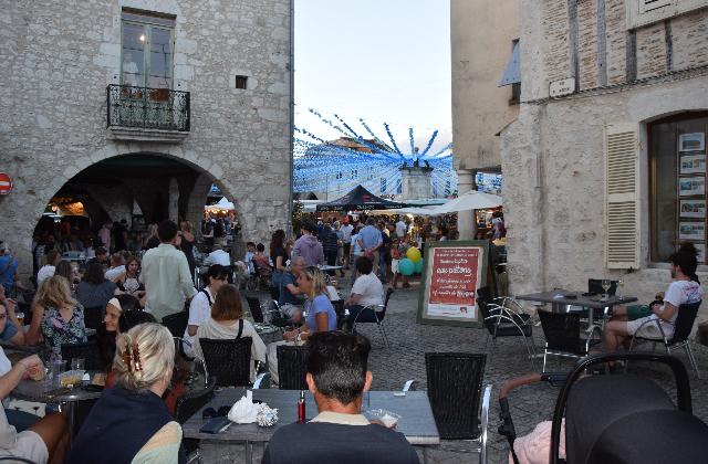 marché nocturne eymet